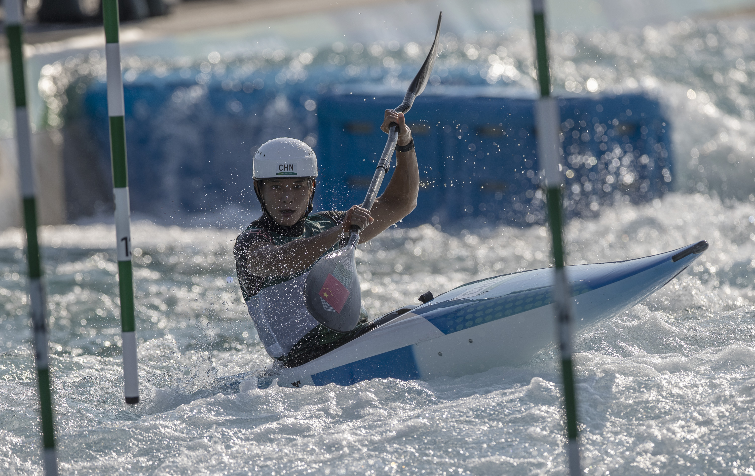 皮划艇激流回旋——李彤晋级半决赛
