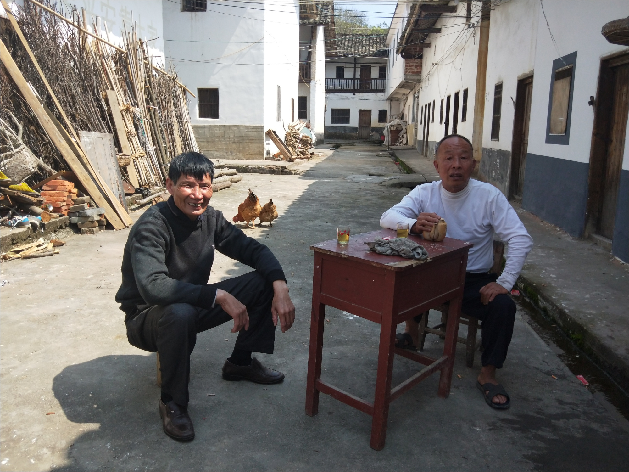农村老话说"邻居好,赛金宝",放到现在来看,邻居依然很重要