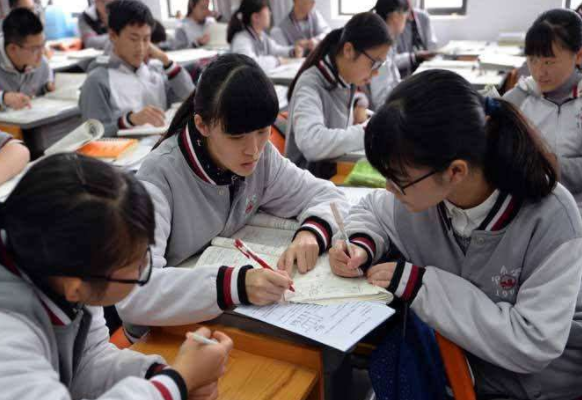 南北方上学差异有多大?大学生放假后发现,差距不是一点半点