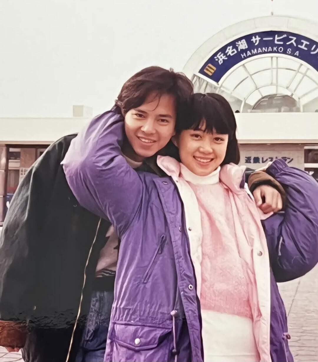 港圈女神梁小冰晒近况!分享多张夫妻甜蜜旧照,二人合作tvb新剧