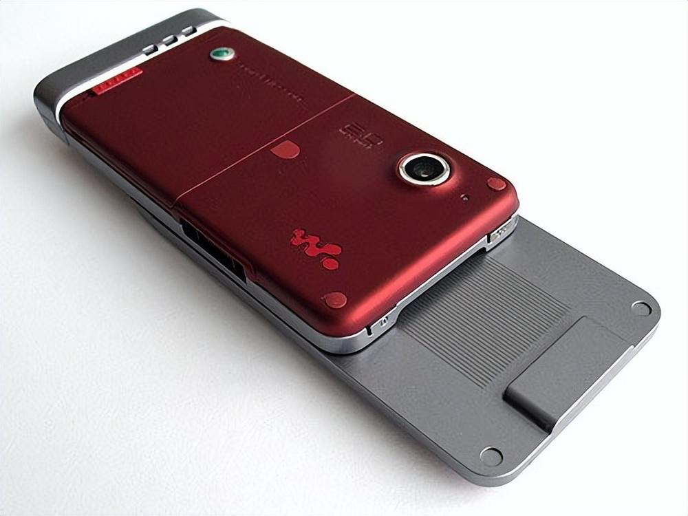 有人说它是最好的音乐手机——索爱908c