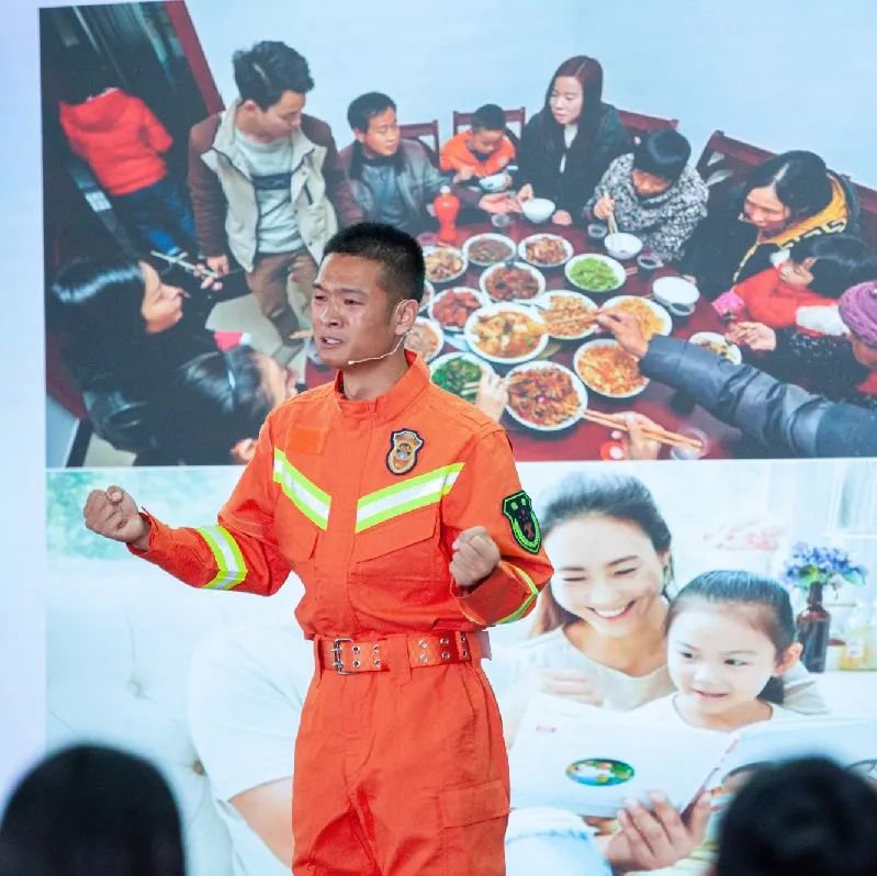 数万云龙青年中走出来的他们.