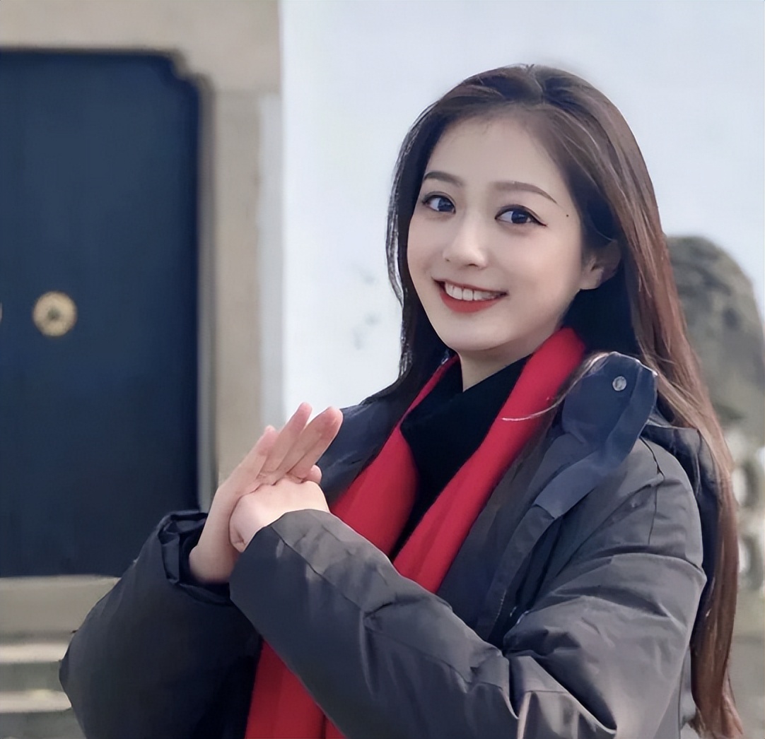 复旦校花冯琳给自己"留后路",若不能实现主持梦,将准备考编制