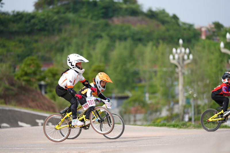 2023年中國競速小輪車聯賽總決賽在南充市營山縣激情開賽