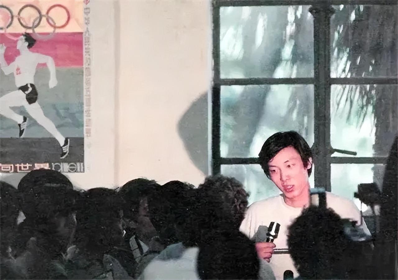 "跳高王子"朱建华近况:退役后身材发福,曾因奥运会失利被谩骂