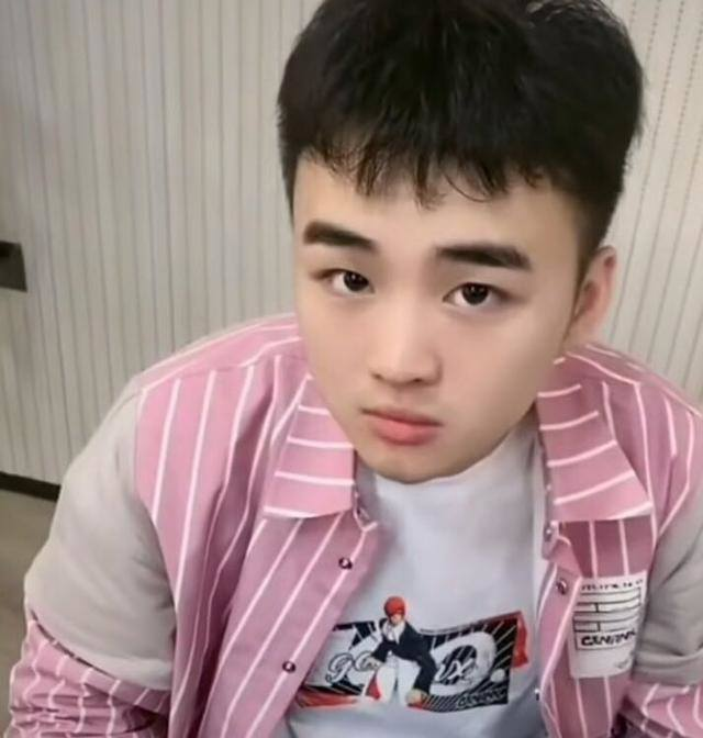 和平精英官方钦定一哥,牧童4000万粉丝成就,历史第一人