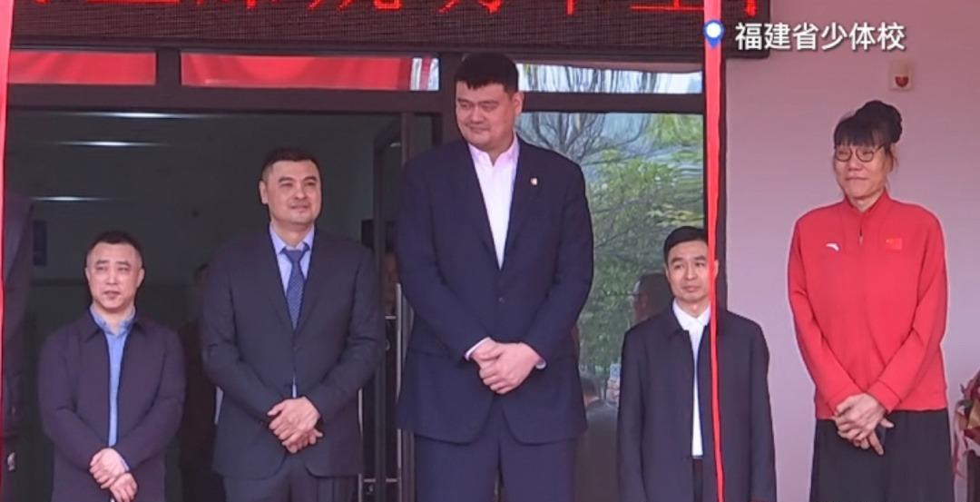 正式任命!战神刘玉栋亮相新岗位,姚明郑海霞王治郅6大巨人助阵