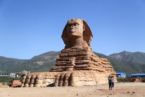 石家庄一"奇葩建筑",造型似"知名建筑",你知道在哪吗?