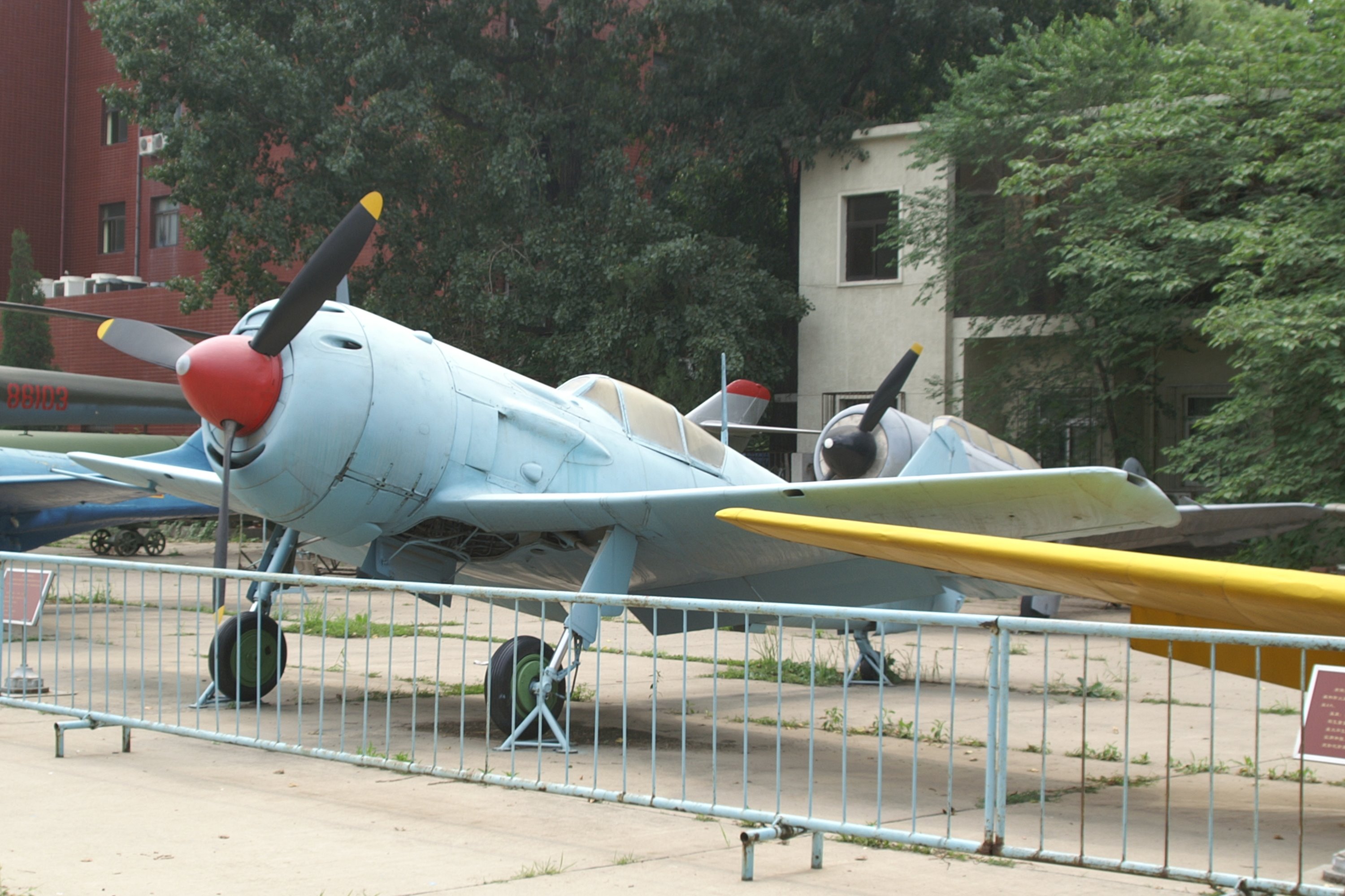 拉11战斗机:苏联空军的最后的活塞式战斗机