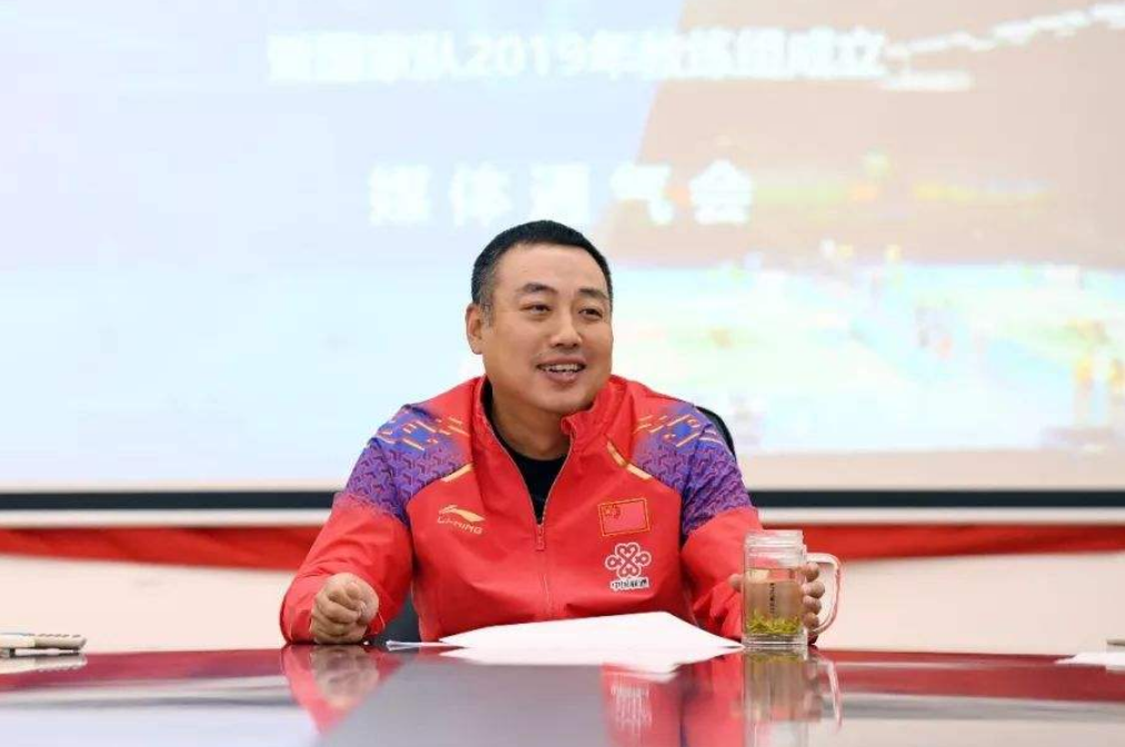 刘国梁年薪有多少?比肩女排郎平,两人半斤八两