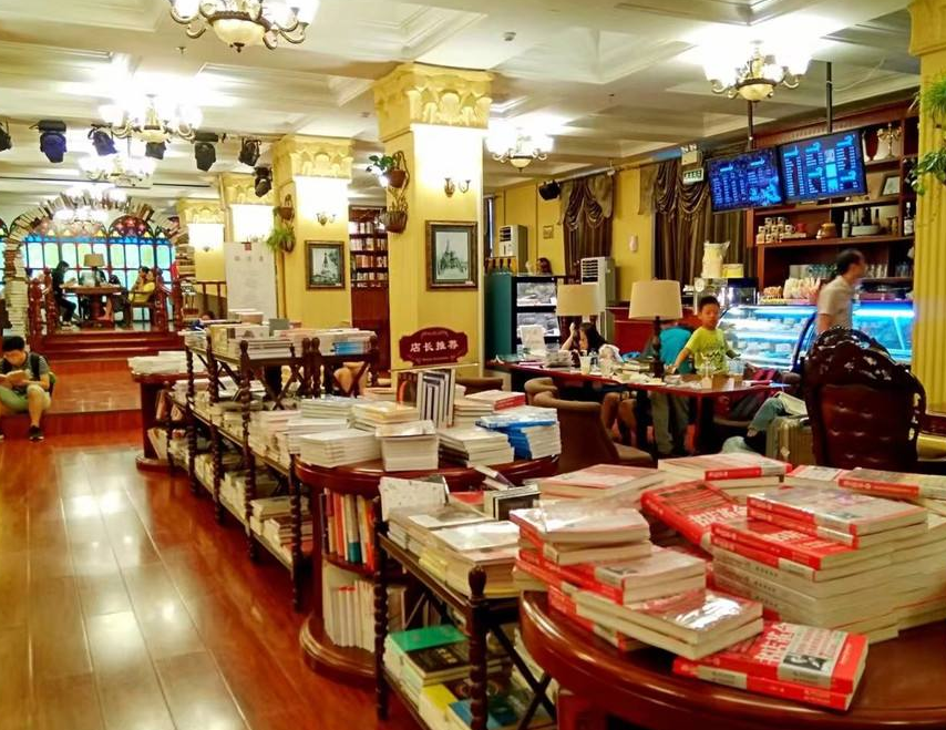 哈尔滨这一图书馆,曾有"最美书店"的美誉,今却无人问津