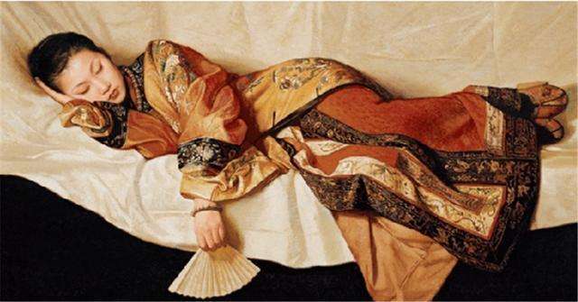 古代宫女睡觉为何要侧卧,而且腿还得摆放好?皇帝的规矩不得不服