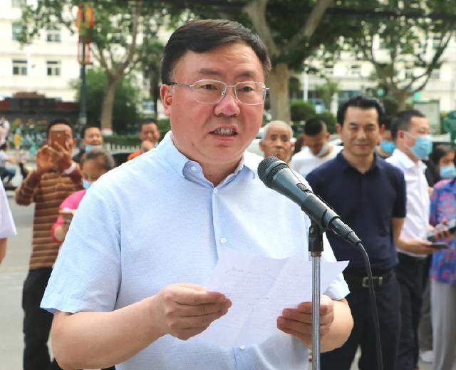 二一五医院左毅教授赴塔吉克斯坦执行中国援外抗击疫情任务