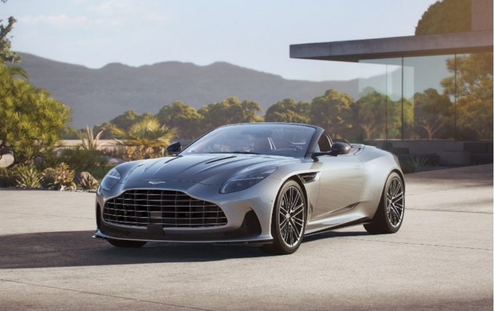 阿斯顿马丁db12 volante,超帅气酷炫的敞篷车,所有人的梦中情车