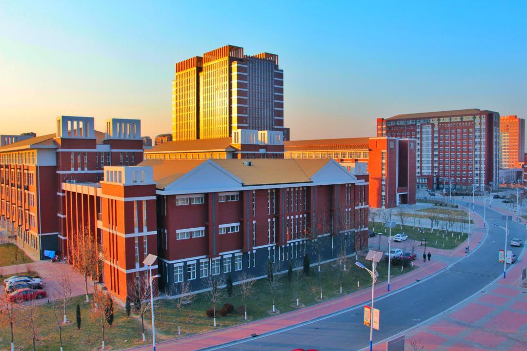 河北建筑工程学院,河北环境工程学院和河北水利电力学院三所河北省