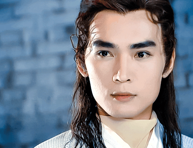 "眼神带电"的五大男星,桃花眼撩人,天生拥有迷人魅力