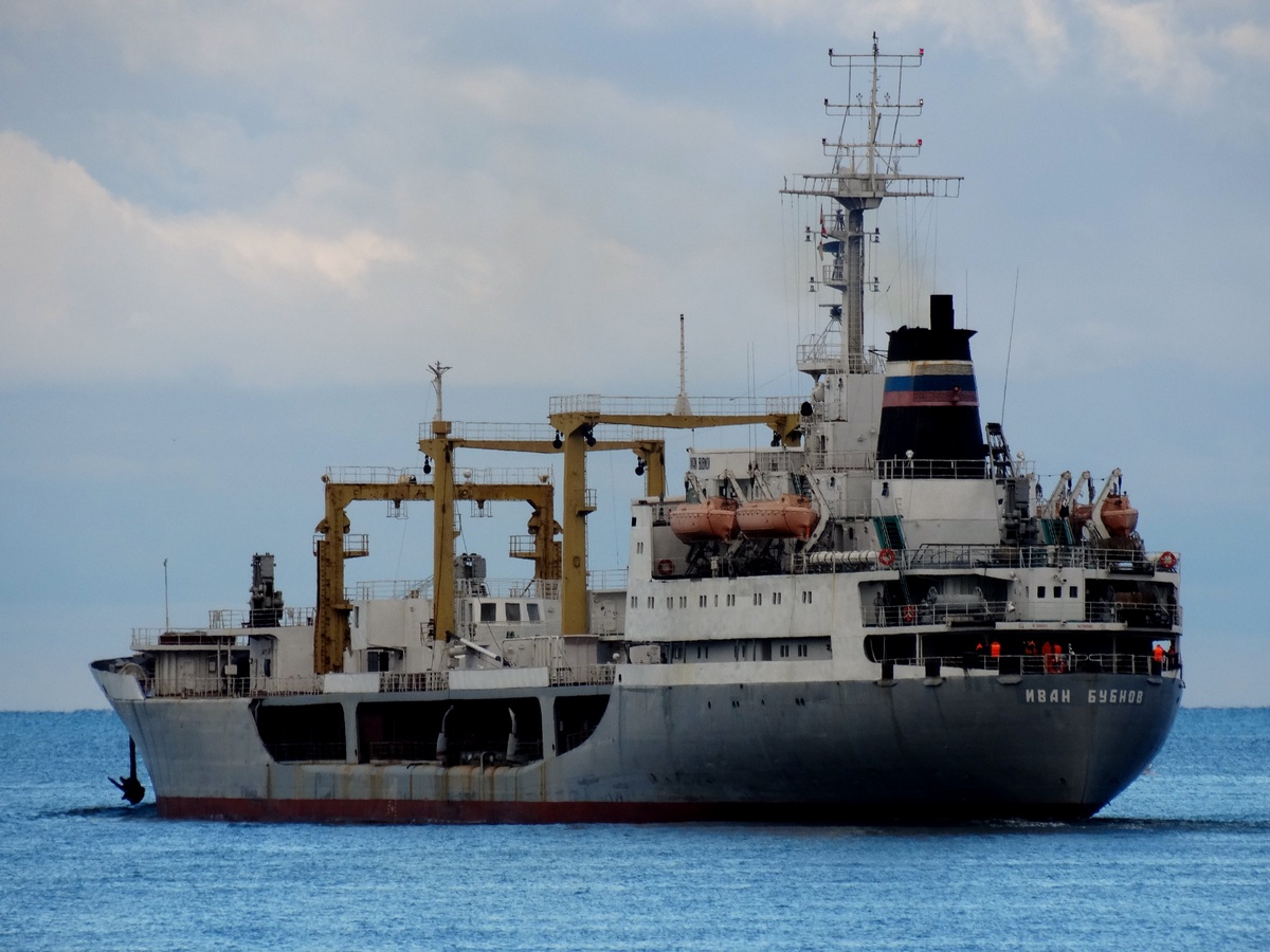 全球海军补给舰数量大排名:美国33艘排第一,俄罗斯仍为第三名