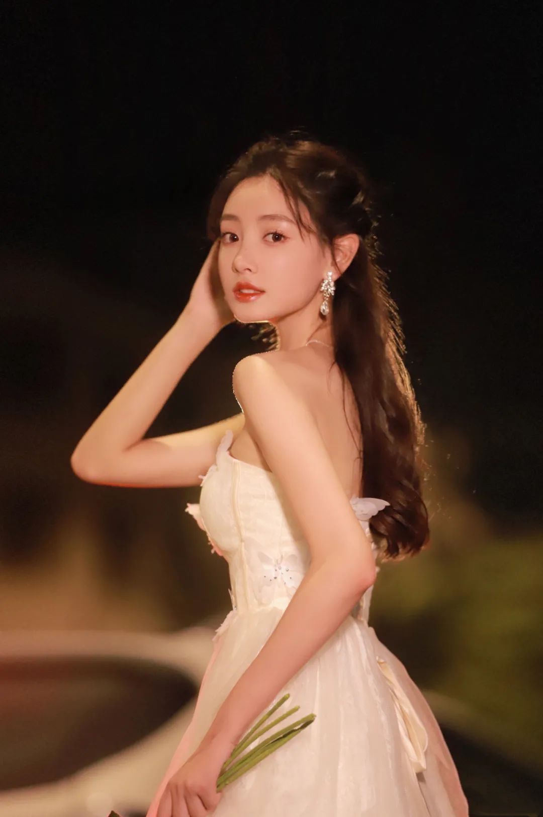 金佳悦,颜值与实力兼具的新生代"最美女主播"