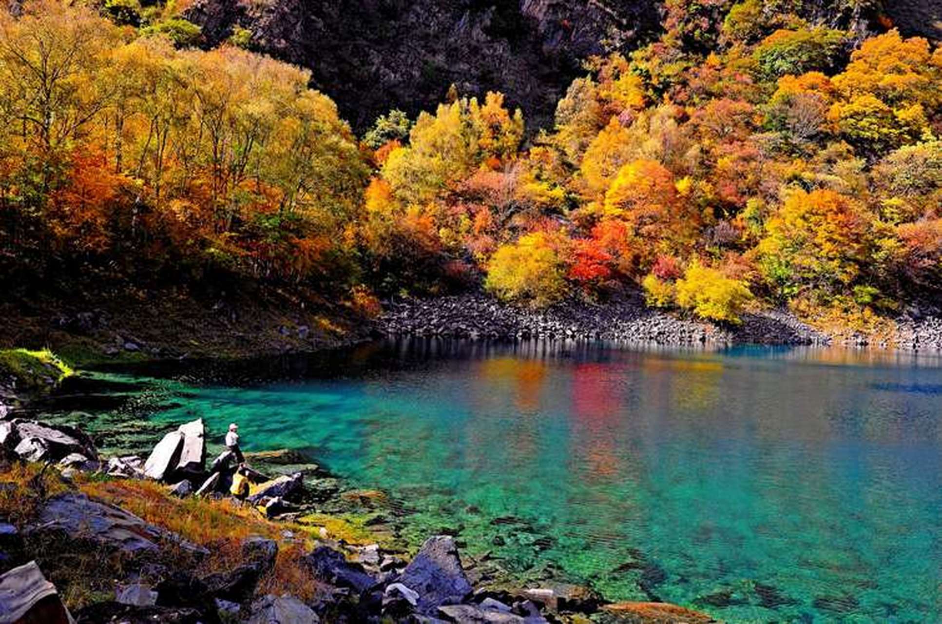 松坪沟,位于四川省阿坝州茂县,是一个非常美丽的自然风景区.