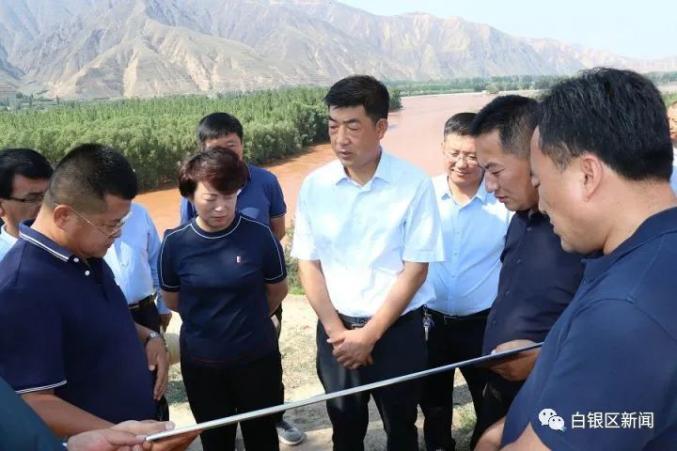 石福胜,张莉专题调研黄河·白银云小镇建设