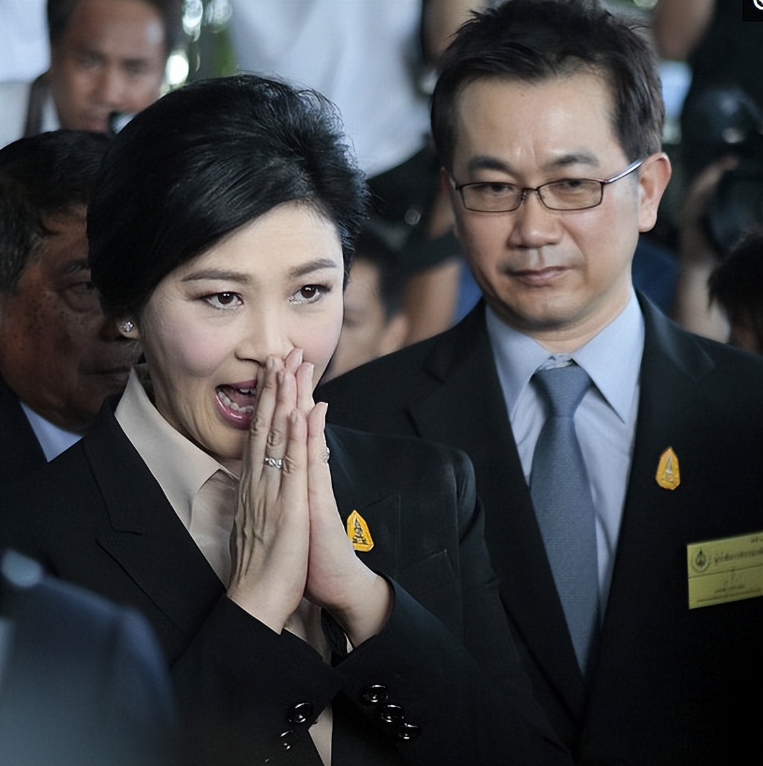 阿努索默默陪伴英拉27年胜似丈夫的无名之辈