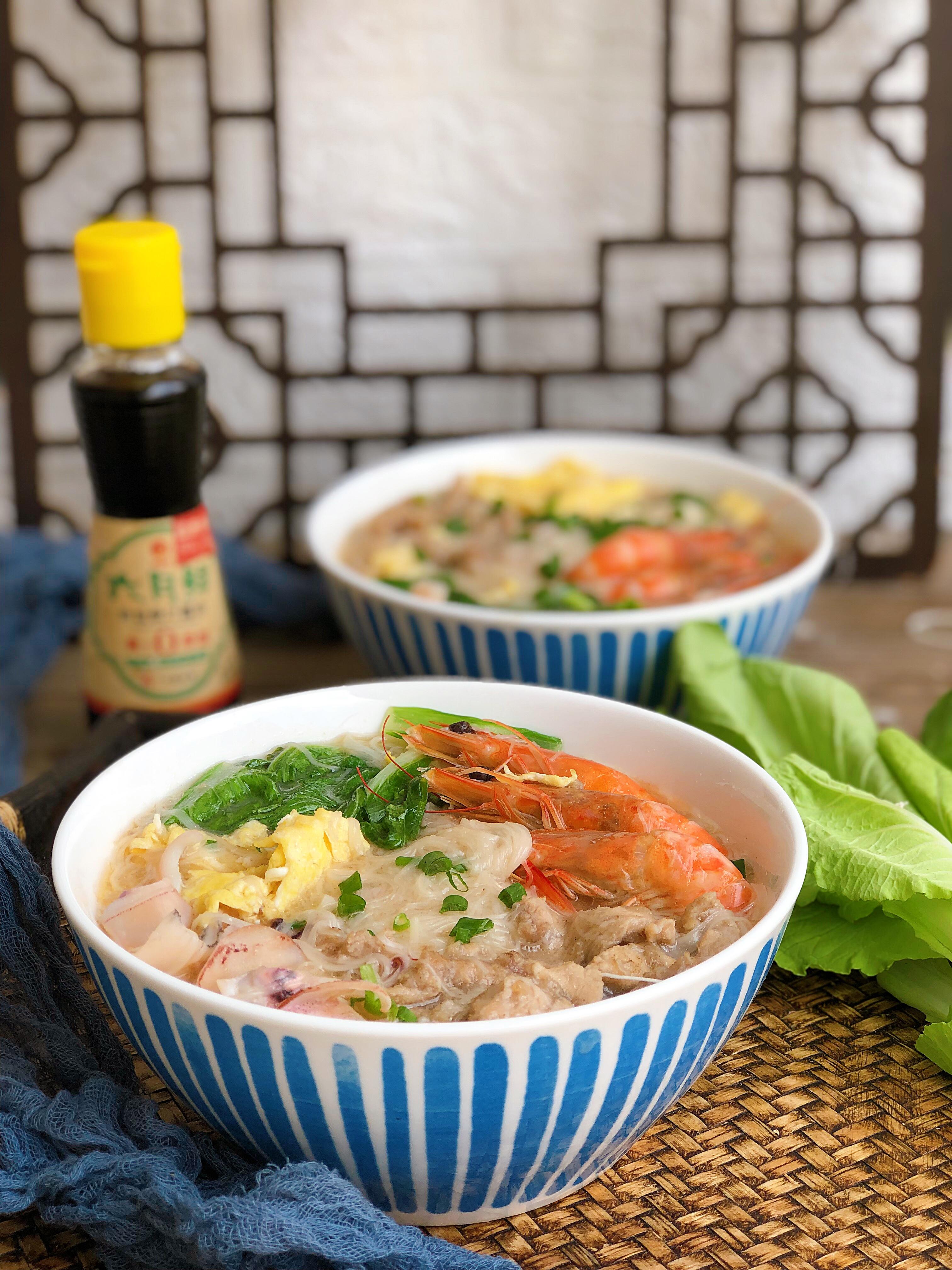 这碗福建人最喜欢的就是这一碗海鲜面,口感鲜美,口感细腻