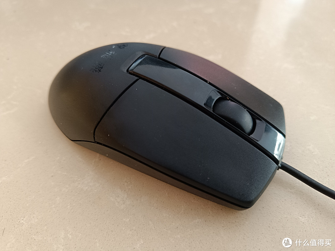 公司采购的最爱之一:实惠又坚固的双飞燕鼠标