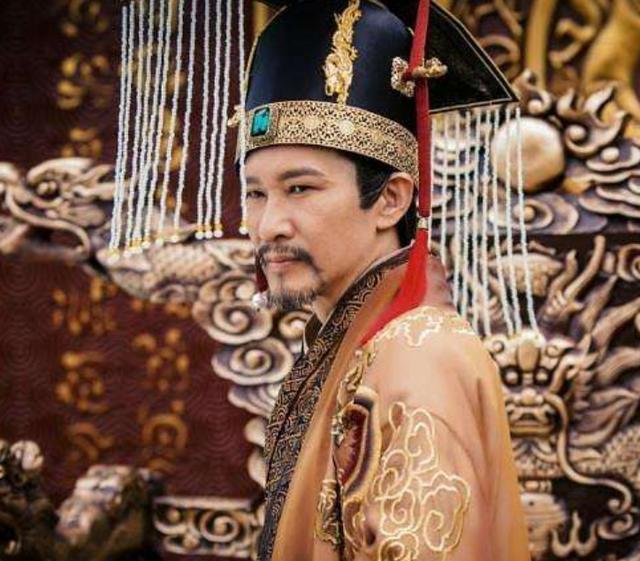 德宗之子李诵,当26年太子后得重病,父皇驾崩后当场站了起来
