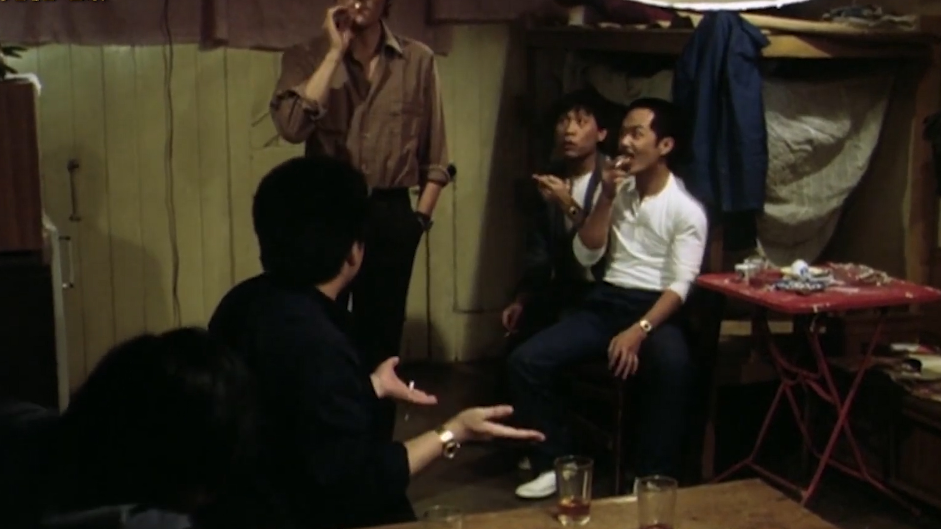 香港悍匪开山鼻祖吴建东,抢劫1.4亿击退飞虎队,结局如何?