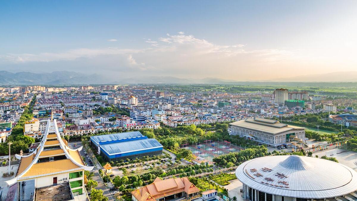 芒市是中国气候最好的城市,冬天暖和夏天不用空调,为何火不起来