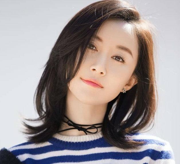 5岁出道15岁大火从天山童姥到神医王妃舒畅才是清冷小白花