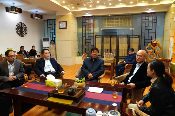 郭贞红与华润中西大区客人座谈