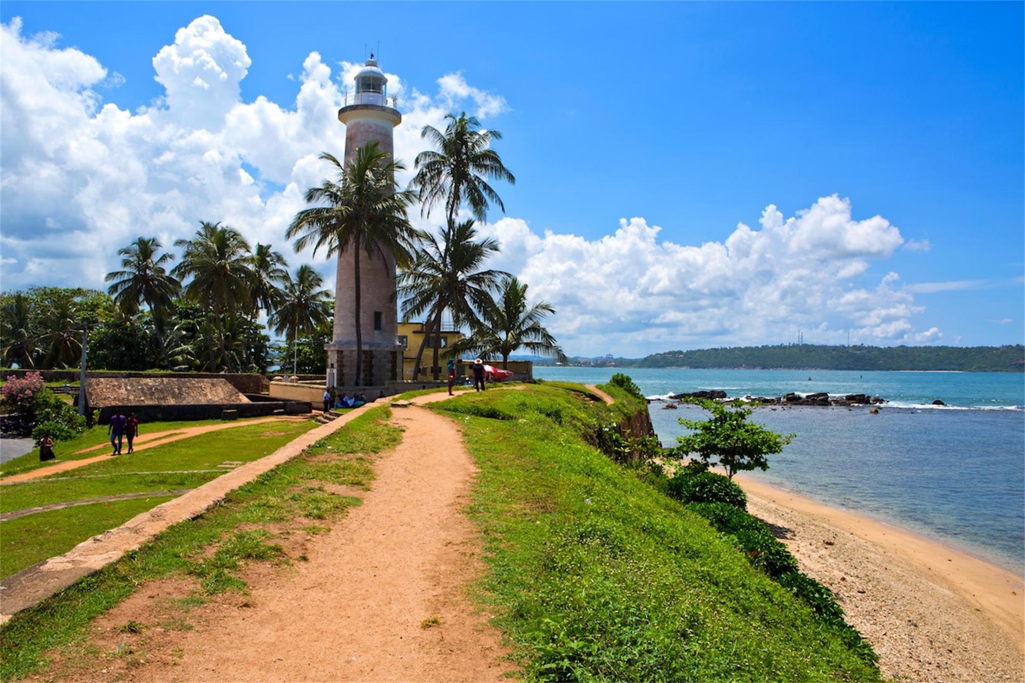 去往斯里兰卡的路上,风景优美,民风淳朴,价格亲民,适合穷游