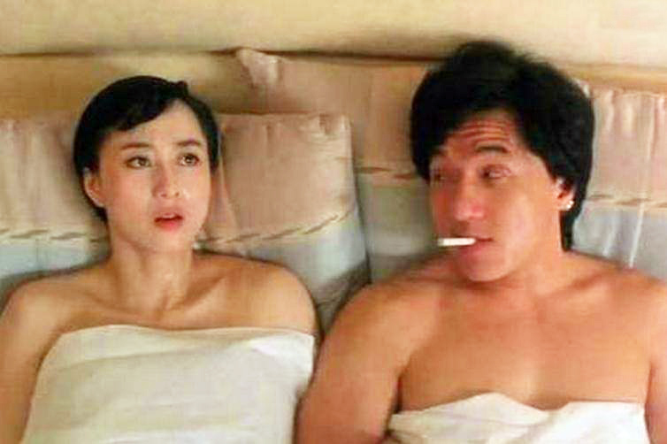 利智:火辣身材被成龙摸遍,差点成赌王五太,李连杰为她抛妻弃女