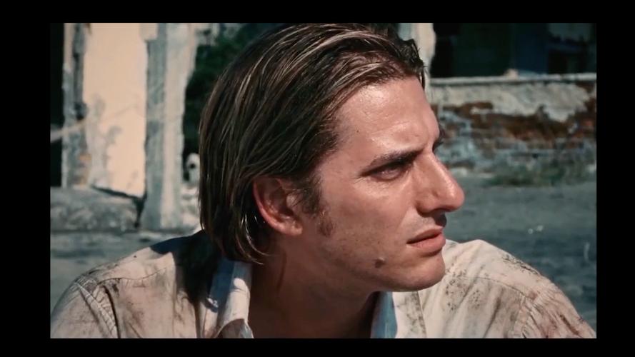 探索从女性主义视角,研究《马丁-伊登》中对艰苦精神追求的意义