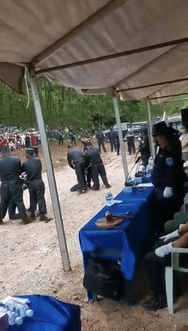 疫情下缅甸3名华人被判死刑 就地枪决!1分钟捅死戴口罩同胞