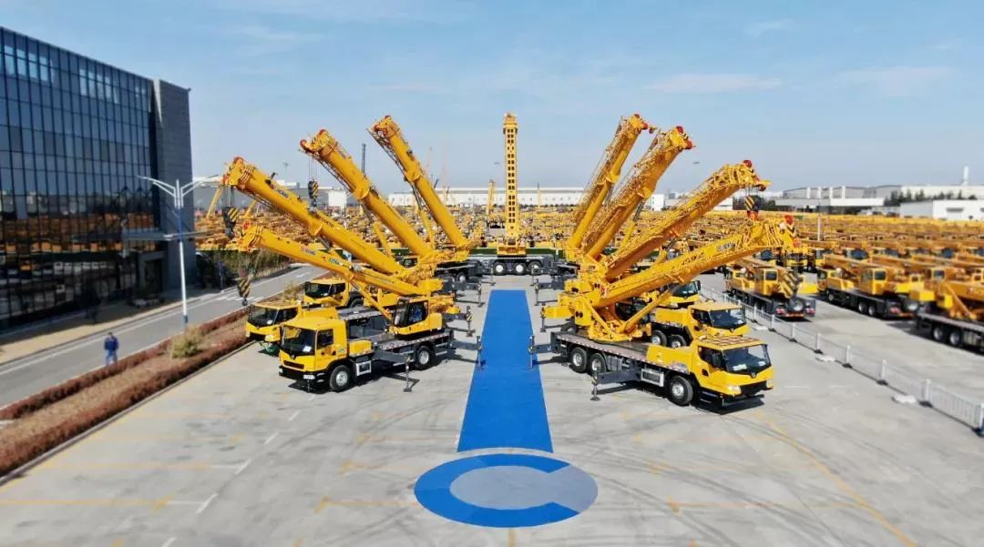 c位出道 徐工起重机发9款新品