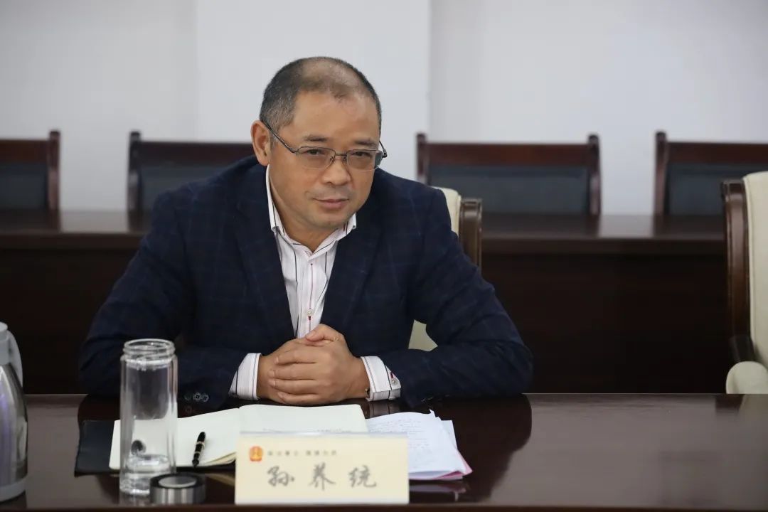 市三中法院袁胜强副院长一行来南川法院调研指导刑事审判工作