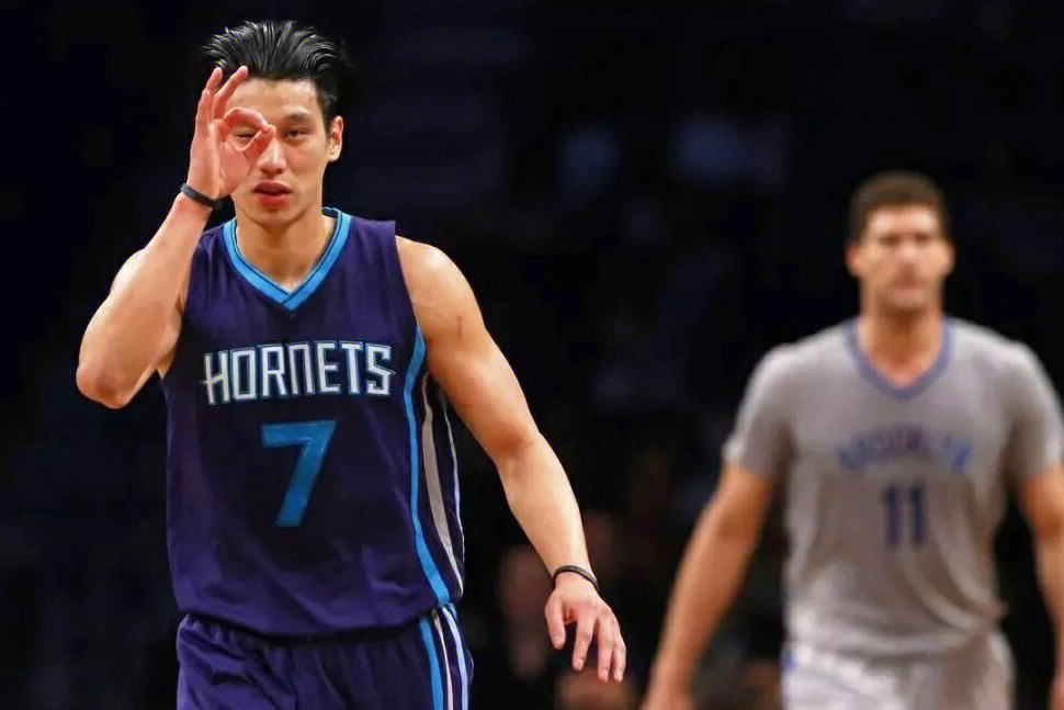 林书豪刚离开cba,p 联赛就抛出橄榄枝,双方签约实现双赢