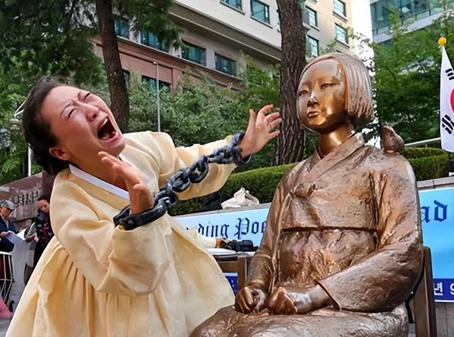 靖国神社被烧后的照片图片