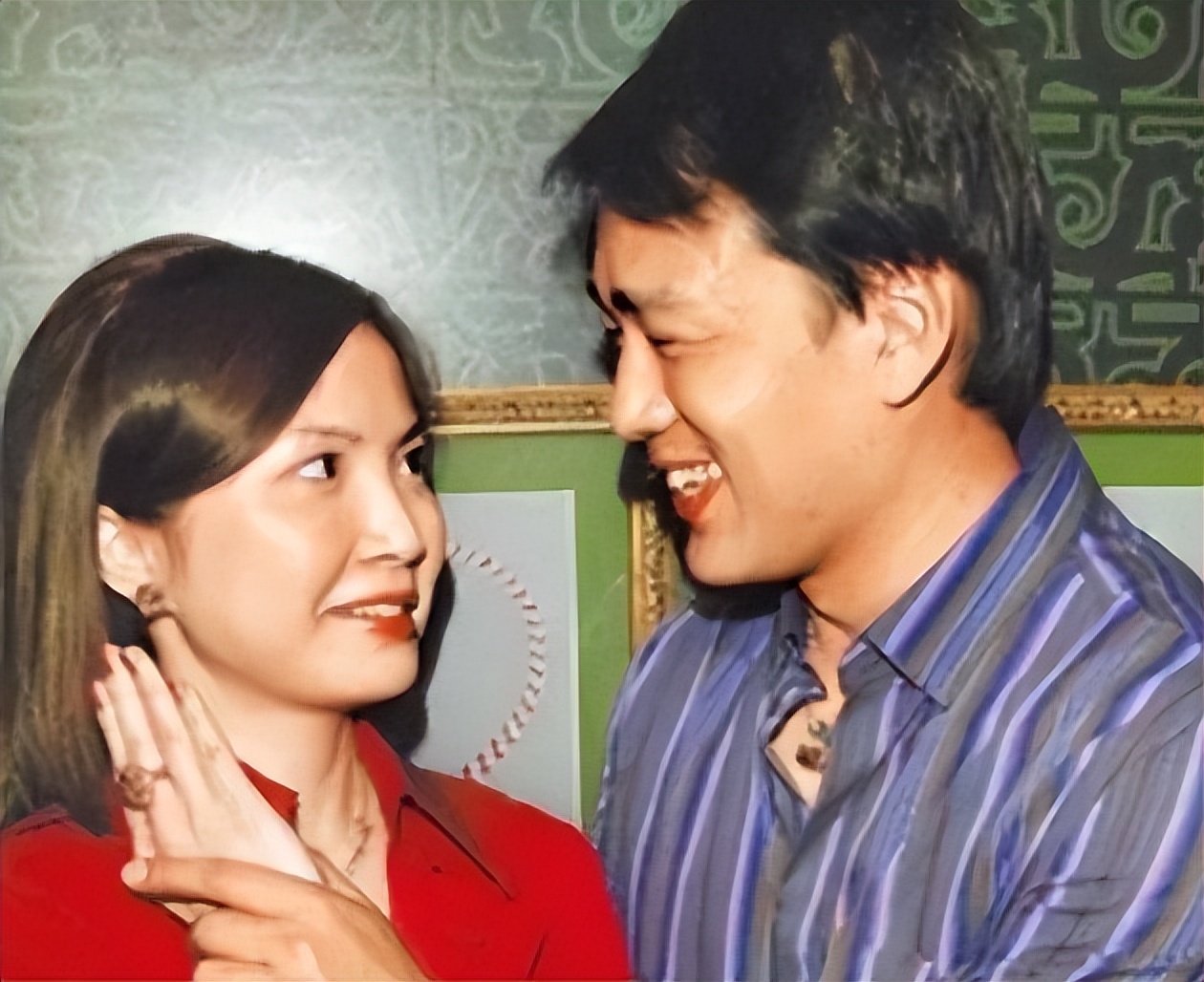 王耀庆:为了省房租娶了房东女儿,20年零绯闻,一家四口其乐融融