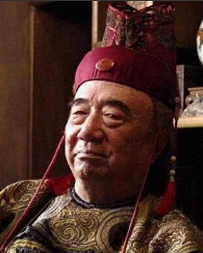 从卖妻赌钱的无赖到权倾朝野的九千岁魏忠贤这一刀挨得值吗