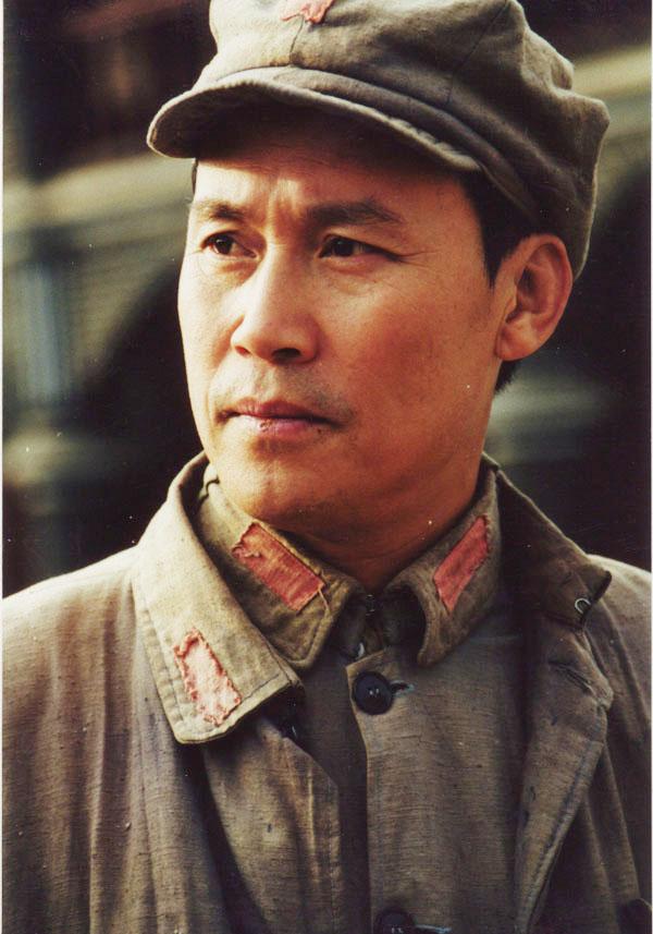 80年代走红的男星张世会:妻子是初恋,儿子现在是知名演员