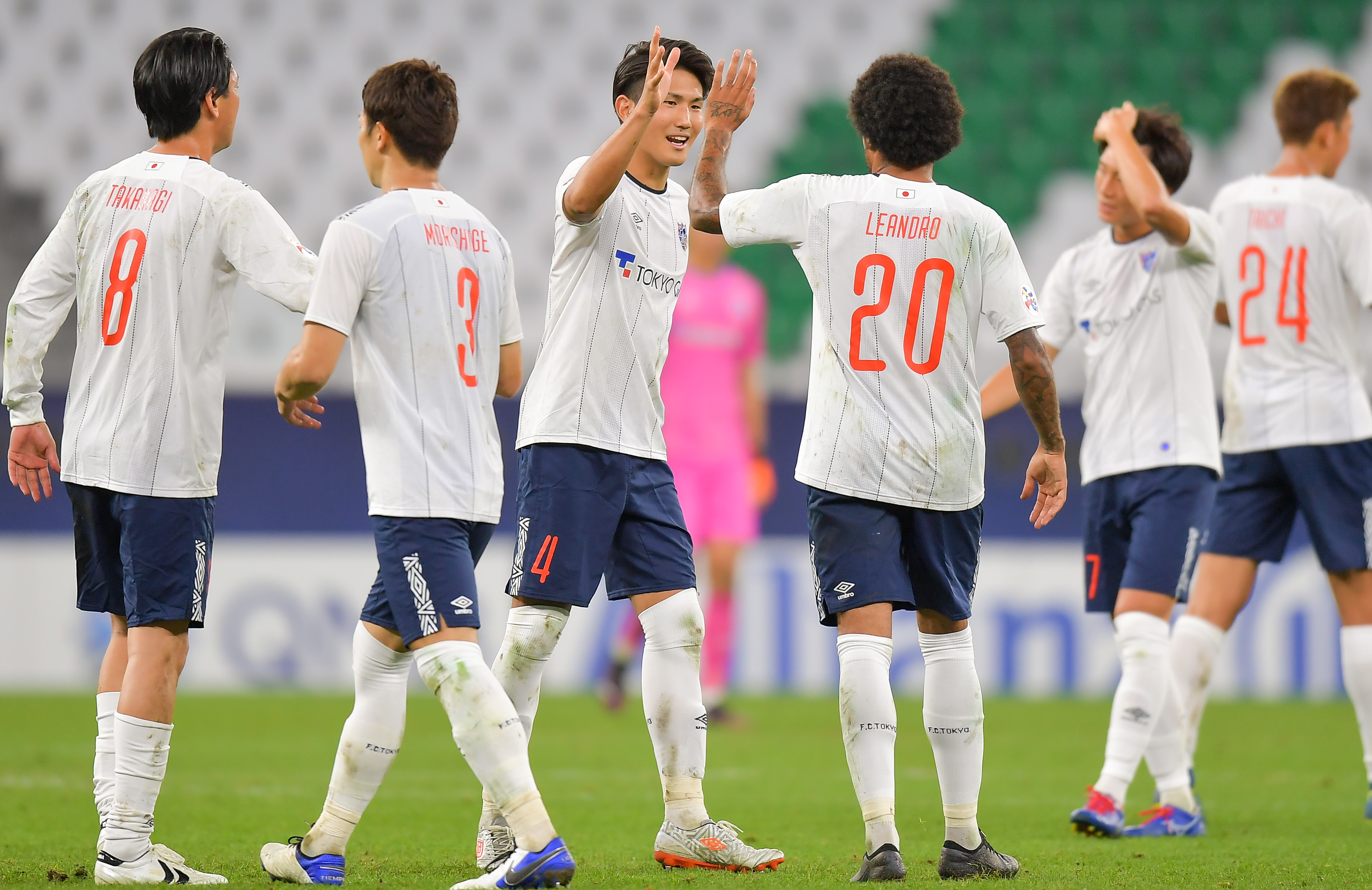 足球——亚冠:上海申花不敌东京fc(9)