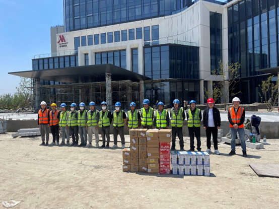 公司动态|向五一期间坚守岗位的朗捷通人致敬