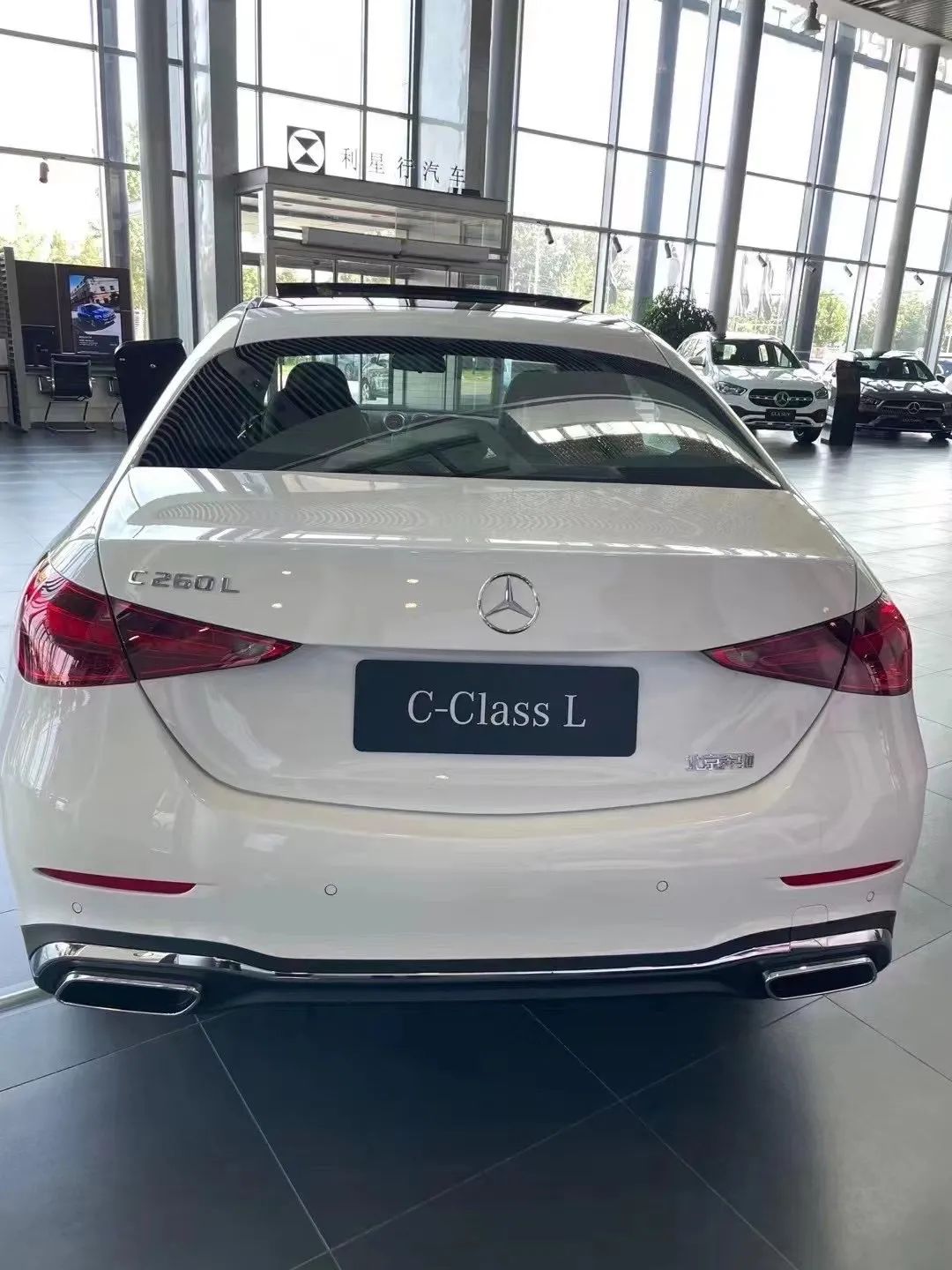 通过命名凸显新车卖点,这一波我只服全新奔驰c-class l