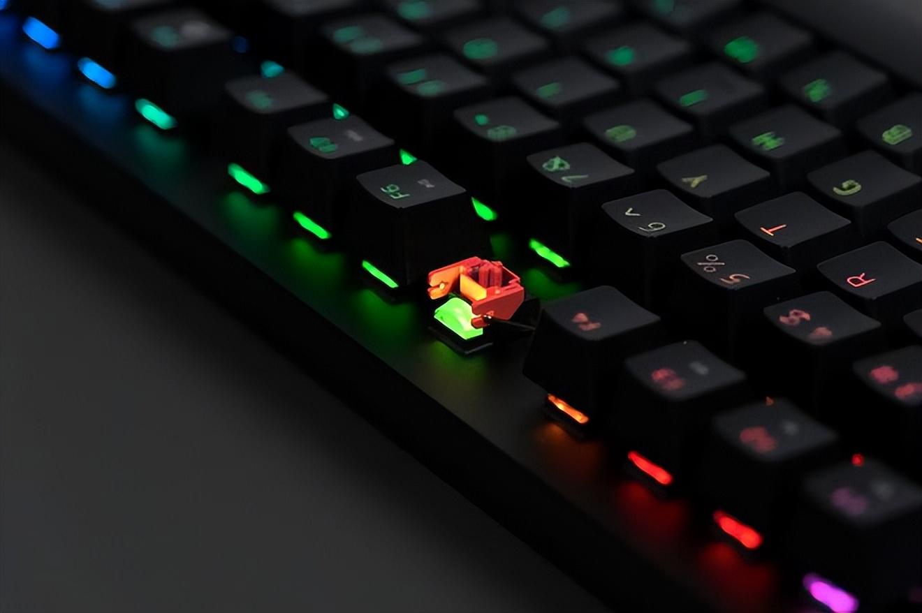 高调又安静的杀手!razer huntsman v2猎魂光蛛竞技版