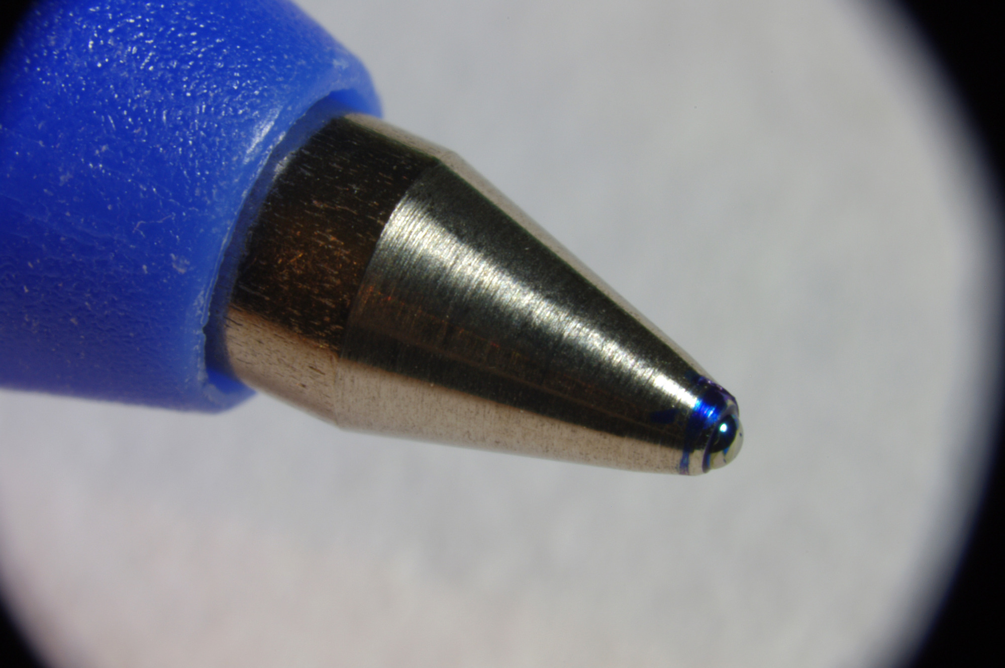 圆珠笔头技术能买到,但飞机引擎技术买不到,自行研究有出路吗?