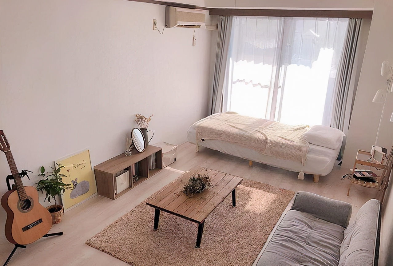 日本女生的卧室家装大公开,房间整洁,画风舒适,晒照温馨又养眼