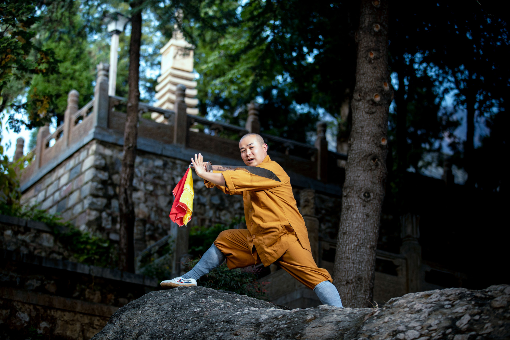嵩山少林大法王寺武僧团武术总教练朱腾威简介